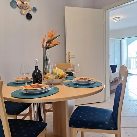 Apartament T & I *