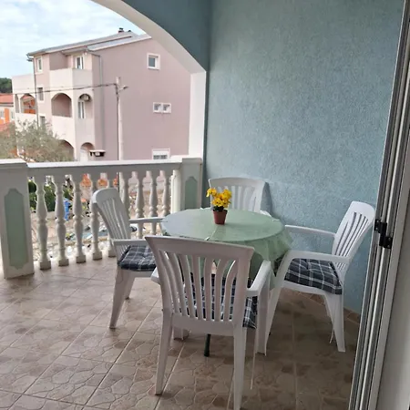 T & I Apartament