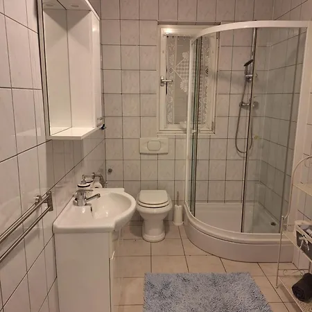 Apartament T & I
