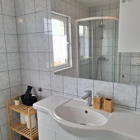 T & I Lägenhet
